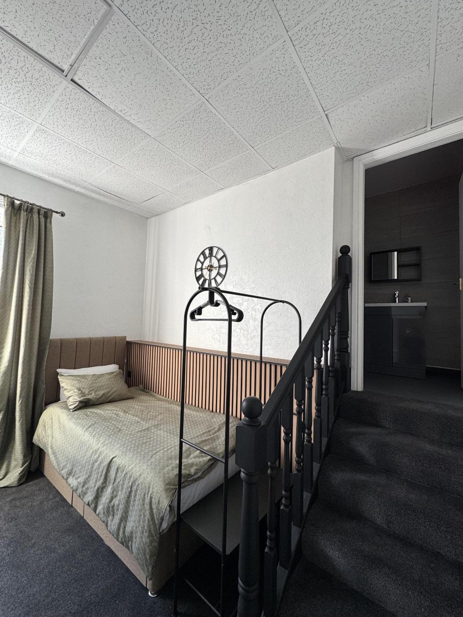 The Wickham Arms Hotel Cleckheaton Pokoj fotografie