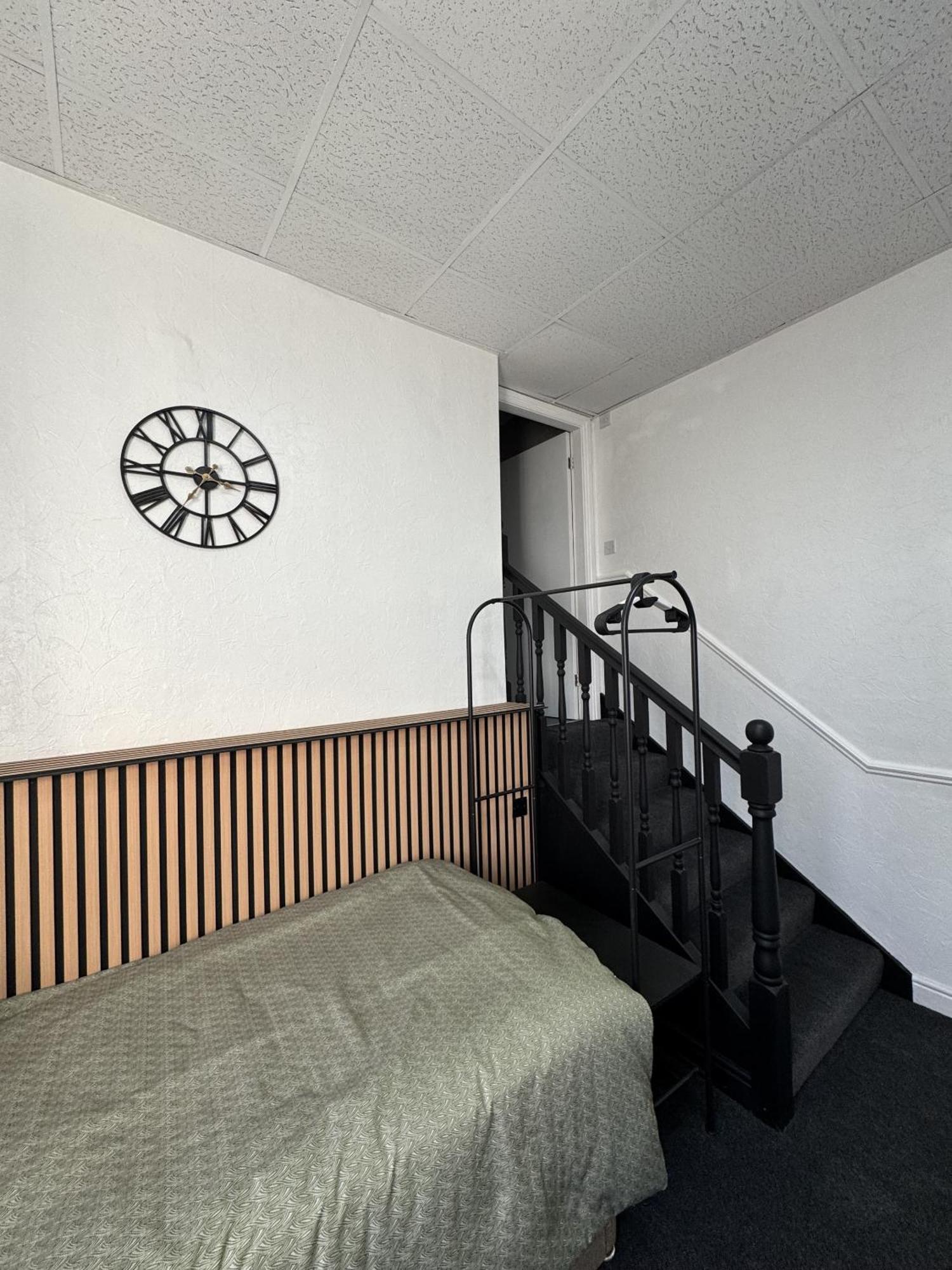 The Wickham Arms Hotel Cleckheaton Pokoj fotografie