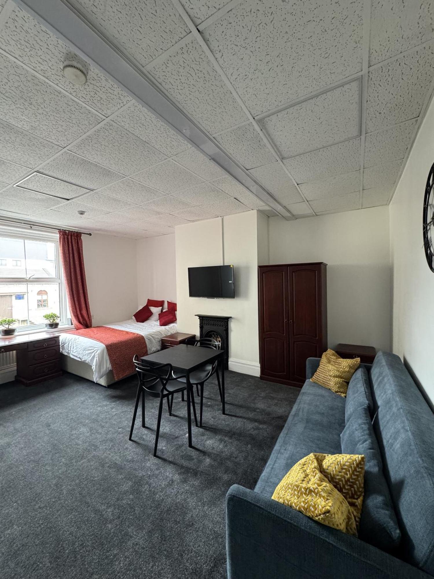The Wickham Arms Hotel Cleckheaton Exteriér fotografie